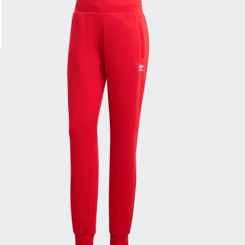 ADICOLOR ESSENTIALS FLEECE SLIM JOGGERS — RED — SIZE : M